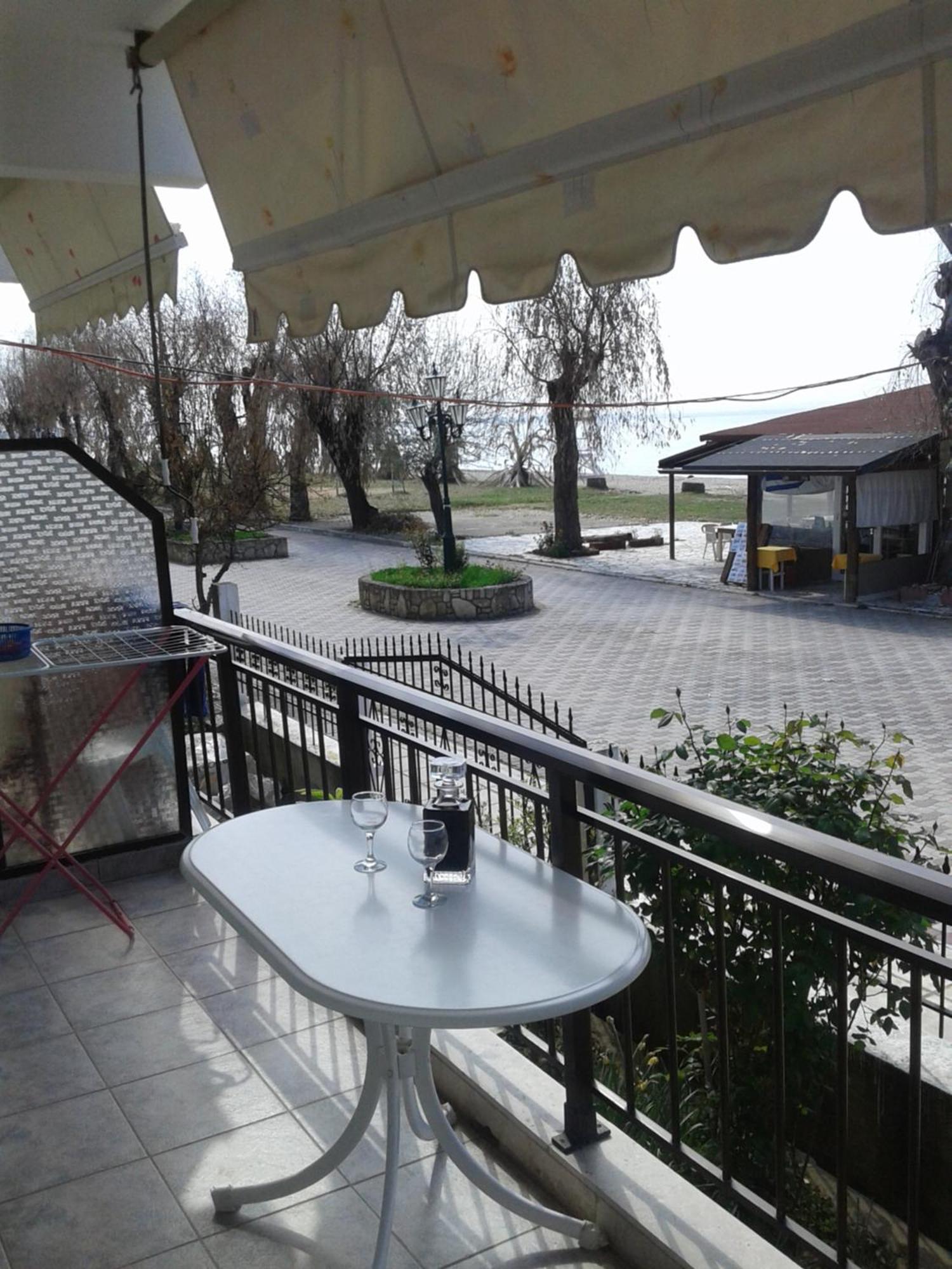 Seaside Studios Паралия-Дионисиу Экстерьер фото